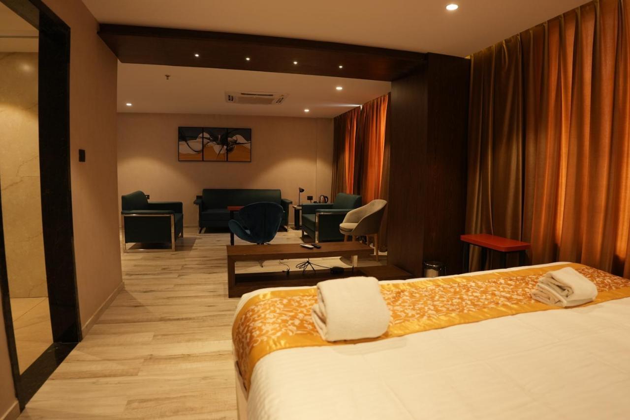 Hotel Ocean Vista Bay Visakhapatnam Exterior foto