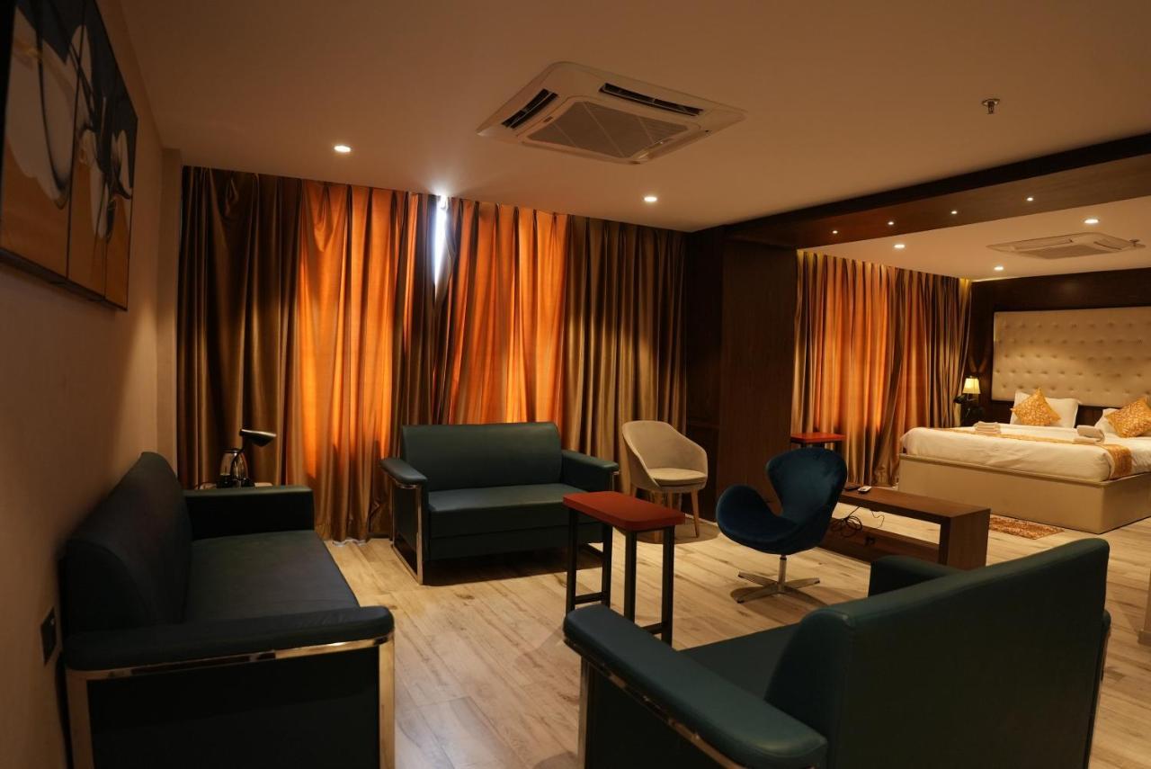 Hotel Ocean Vista Bay Visakhapatnam Exterior foto