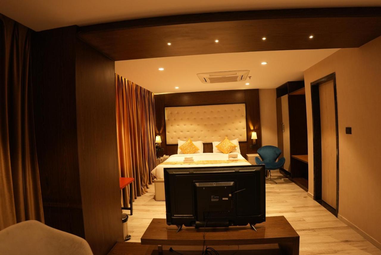 Hotel Ocean Vista Bay Visakhapatnam Exterior foto